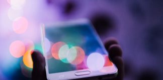 12 Challenges in Digital Transformation in 2025 Iphone image with the idea of technology and Challenges of Digital Transformation